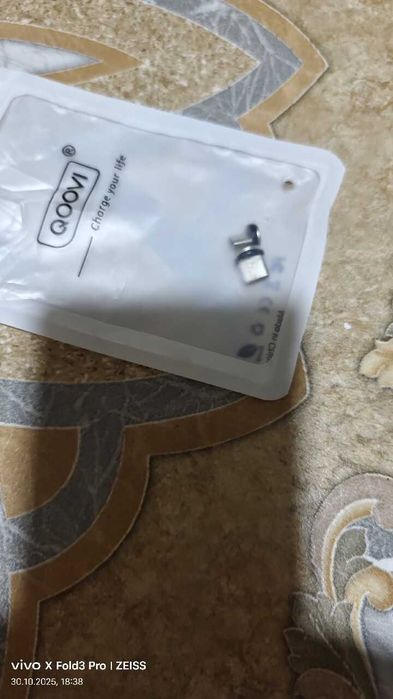 Końcówki magnetyczne okrągłe do przewodu magnetycznego.