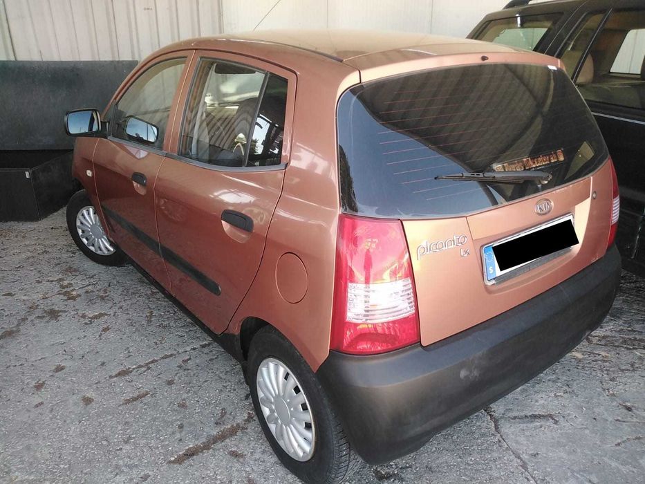 Para Peças Kia Picanto 1.0 de 2004 e boa mecânica