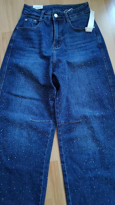 Spodnie baloon jeans z cyrkoniami