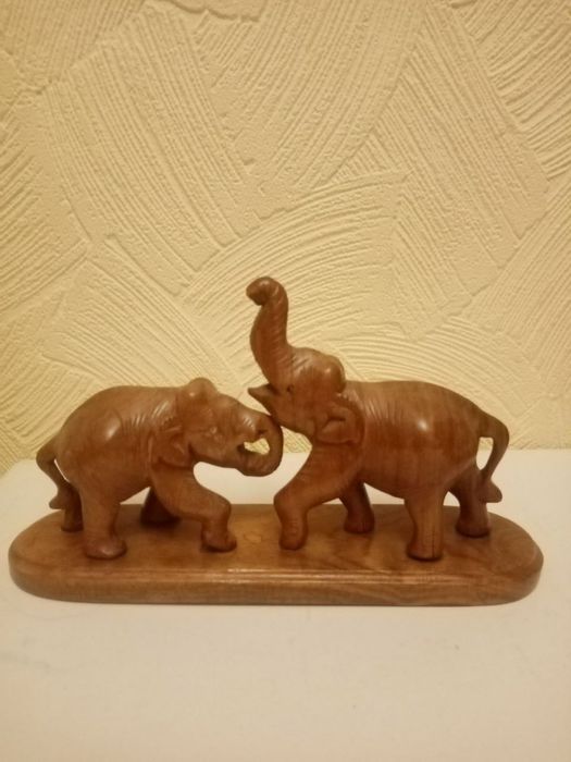 Статуетка Слони. Статуэтка Слон, слоны. Статуэтки из дерева