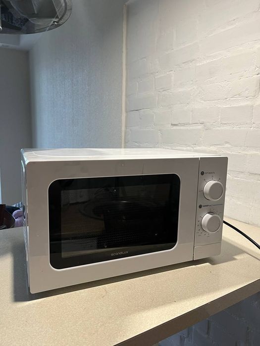 Мікрохвильова піч