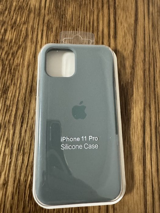 Чехол на айфон 11pro