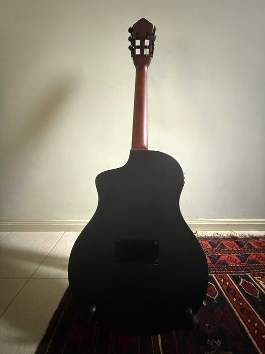 Guitarra Ortega Tour Player SBK