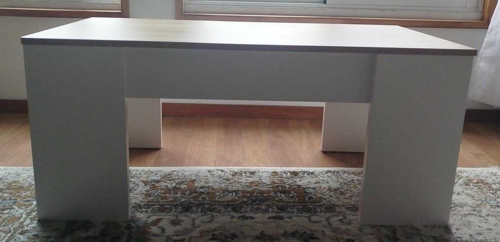 Mesa de Centro Elevatória - Como nova