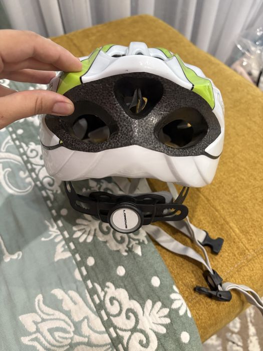 Дорослий шолом для велосипеду 54-58 см