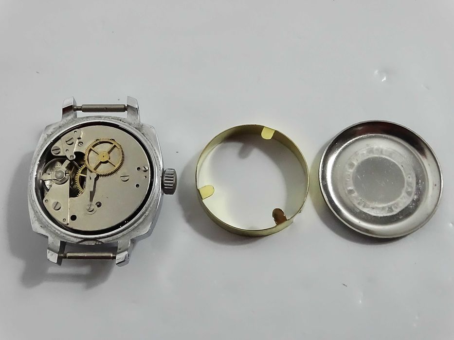 Vintage RUHLA Made in GDR – Klasyk z lat 70. – Do renowacji/Na części