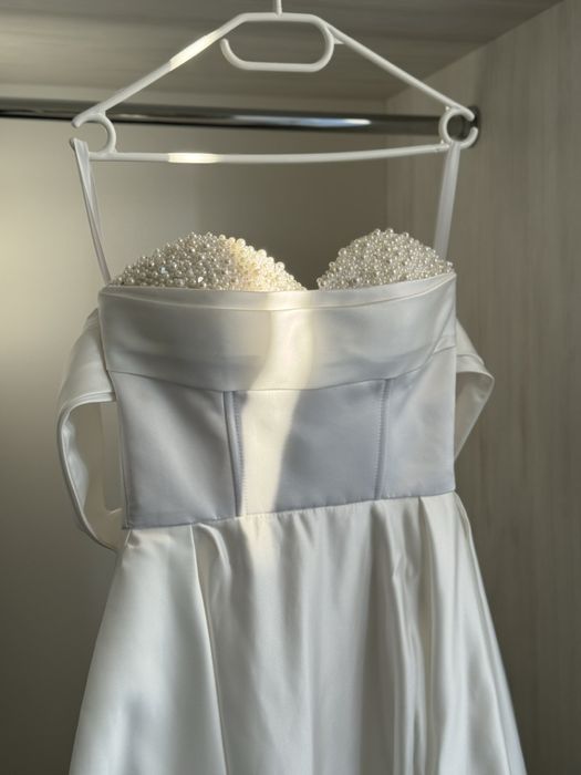 Весільня сукня. Продаю терміново