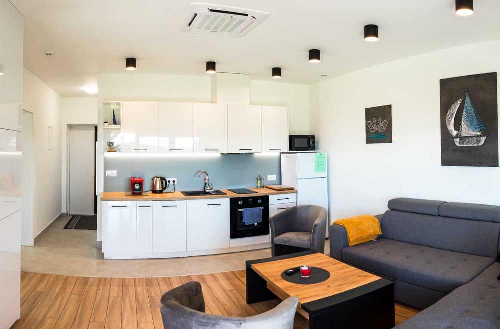 Domek na mazurach apartamenty Wilk Zając 6-12 osób jezio 200m.