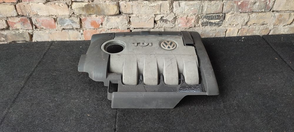 Декоративна кришка двигуна BMP BMM BLS 1.9  2.0дизель  Пасат Б6 Гольф