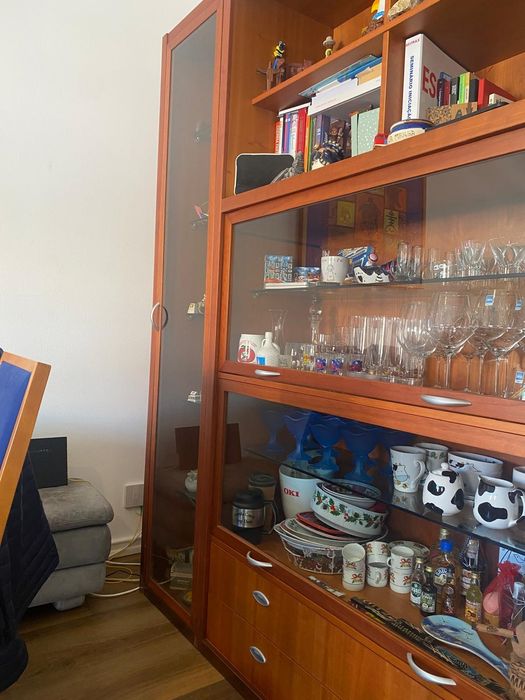 Vitrine sala em madeira