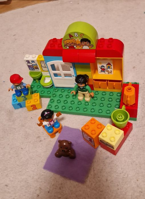 Lego duplo 10833 przedszkole