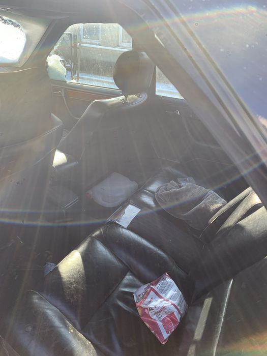 Продам 124 мерседес на ходу