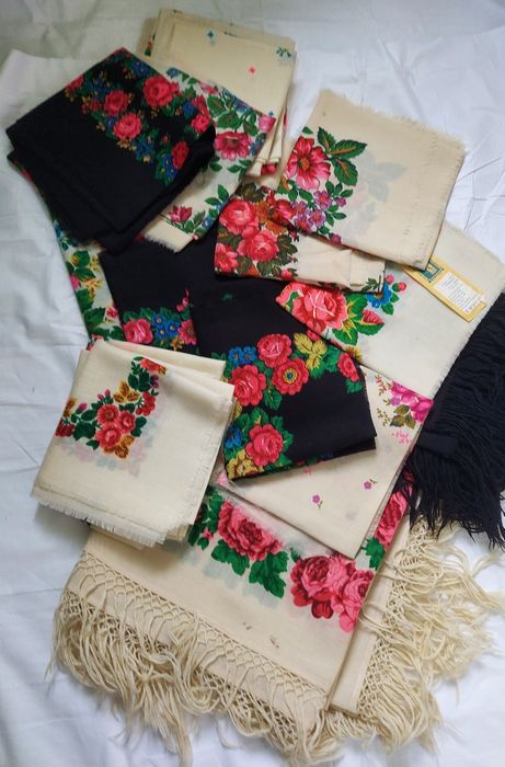 Хустки українські.Ціна за шт.