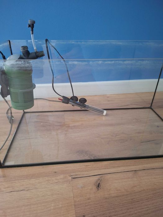 Sprzedam akwarium 54l