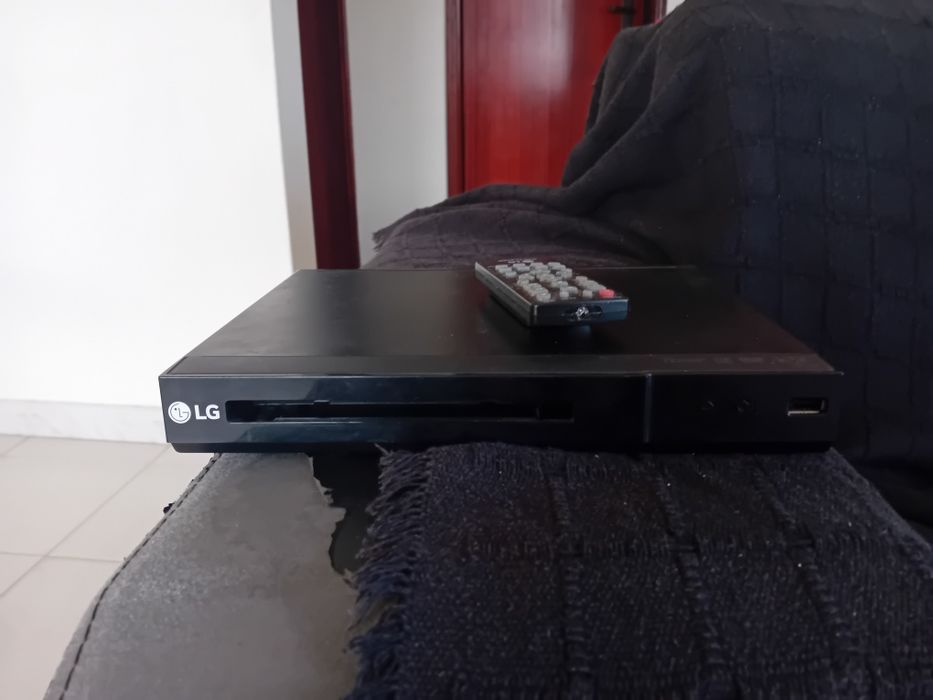 Leitor dvd com pouco uso