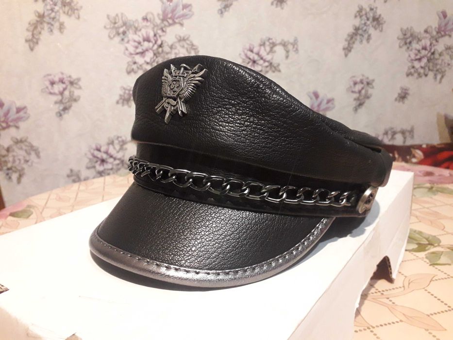Кепка- фуражка РОК /хип -хоп /Байкер . Кожаная  55-56р