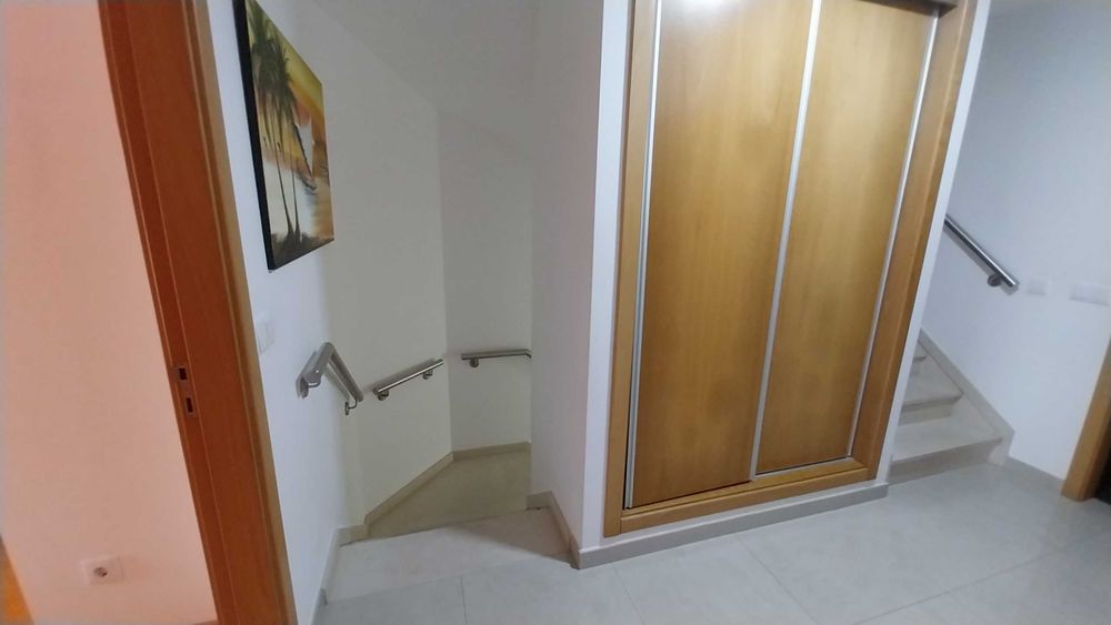 Arrenda-se quartos em apartamento T3 a ESTUDANTES época escolar