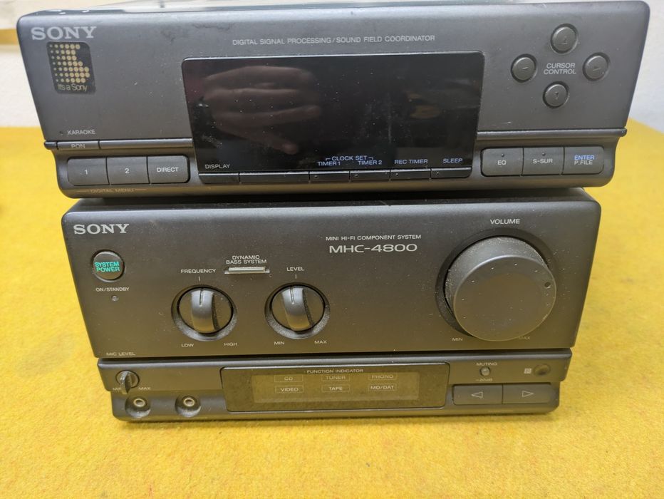 Sony mini Hi-Fi MHC -4800