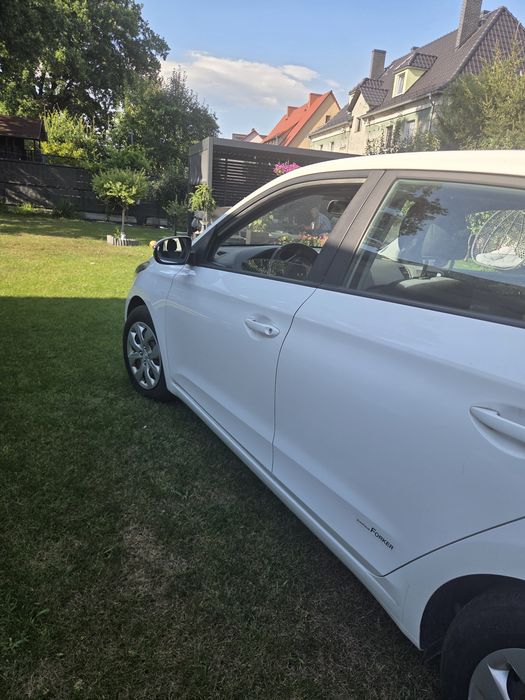 Hyundai i20 1.3 benz 2016r 135tys km