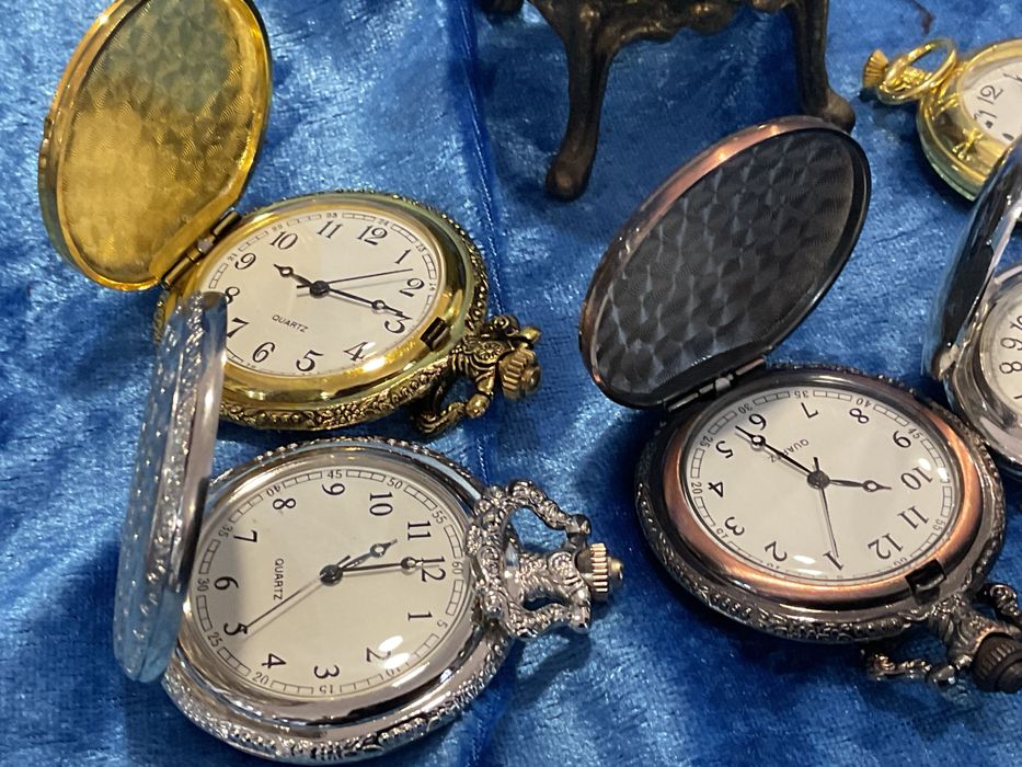 RELOGIOS de bolso de coleção quartz a trabalhar