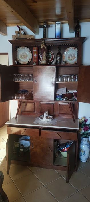 Móvel Antigo De Sala Muito Bom Estado. Transporte a cargo do Comprador