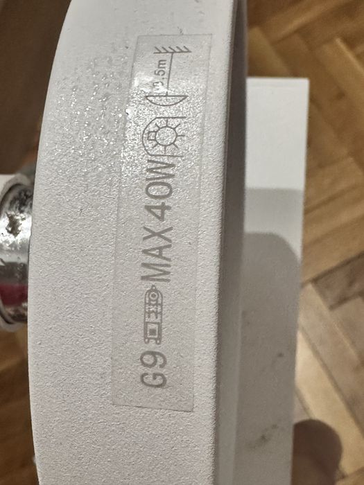 Reflektor dwu punktowy biały listwa
