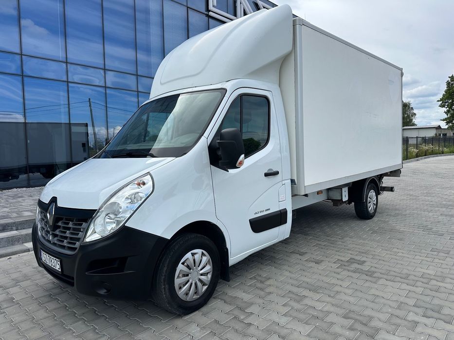 Renault Master  Renault Master 8 palet winda mały przebieg
