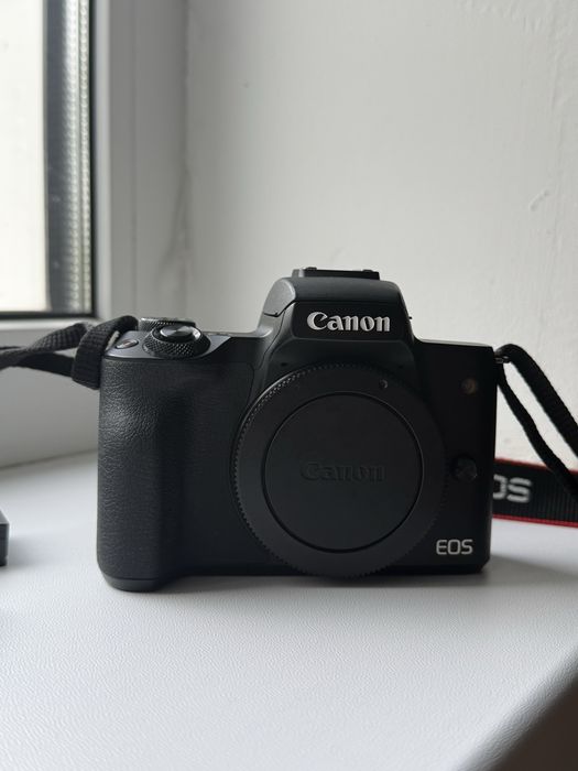 Продам фотоапарат Canon M50 mark ll