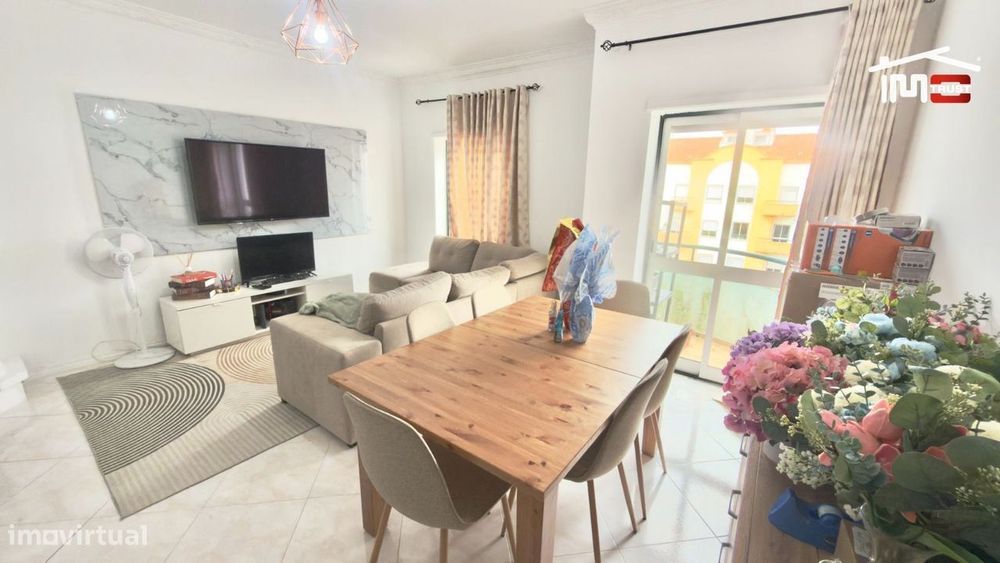 Apartamento T2+2 Duplex Samouco - 2 Varandas, Coz. Semi-Equipada, L... — Samouco, Setúbal