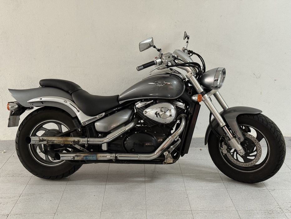 Suzuki intruder M800