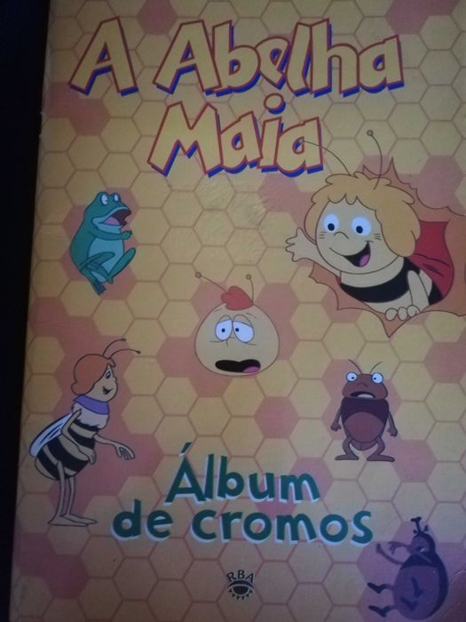 Caderneta A Abelha Maia