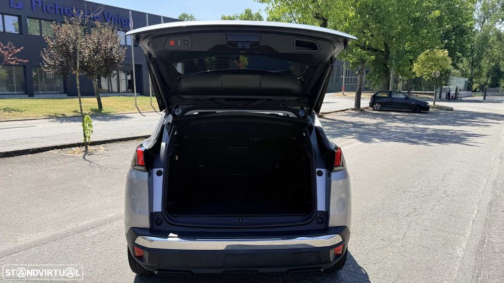 PEUGEOT 3008, 2019 | 2.0 Diesel | Automático | 125.000 km | Allure