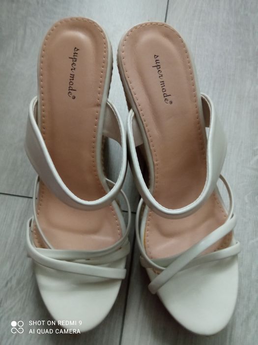 Buty letnie na koturnie rozmiar 41