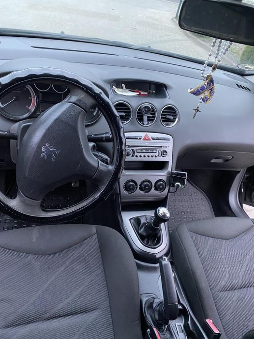 Peugeot 308 в хорошому стані
