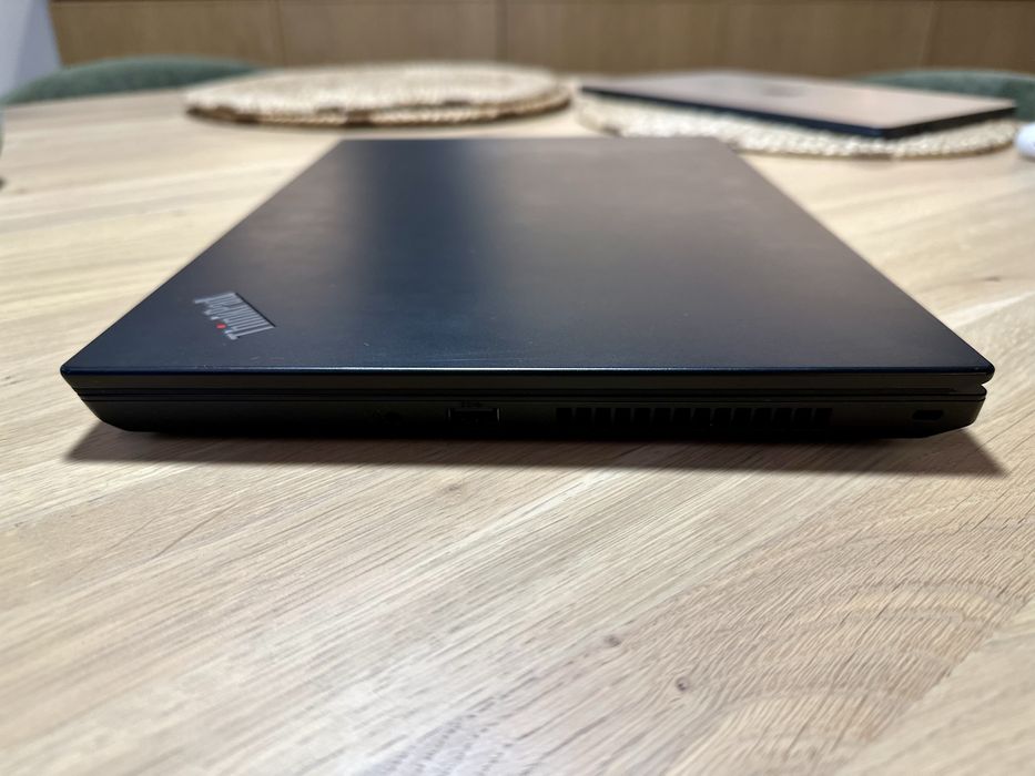 Laptop Lenovo ThinkPad gen 1