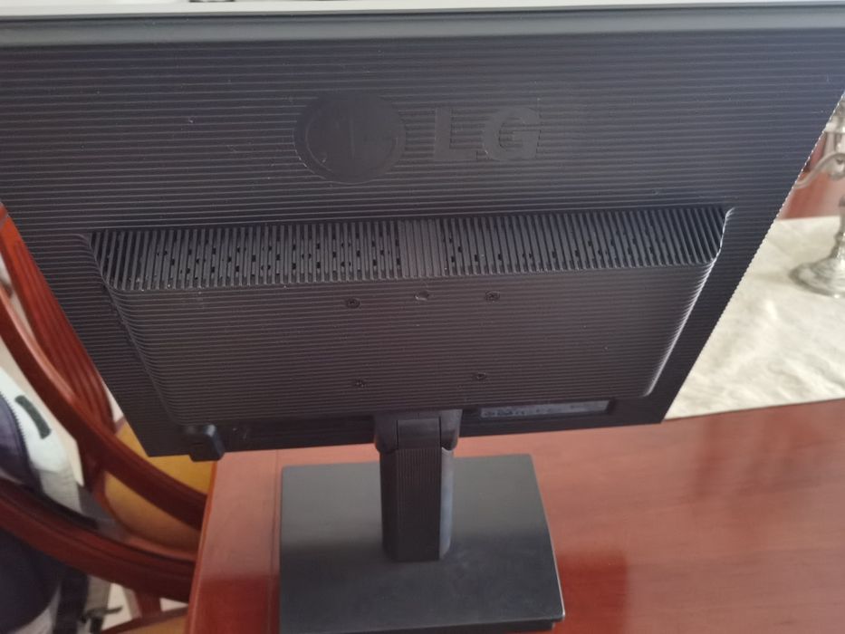 Monitor LG 19 polegadas