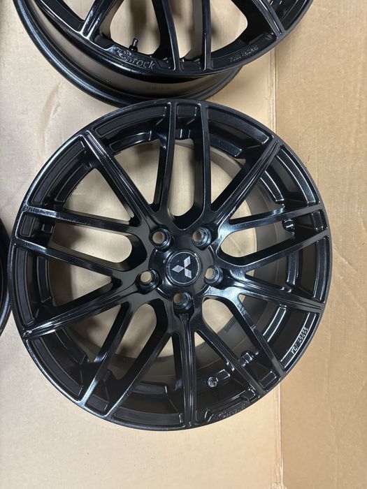 5x114,3 MITSUBISHI 8Jx18 ET46 felgi aluminiowe ASX OUTLANDER HYUNDAI