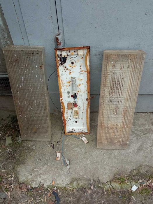 Лампи плафони ліхтарі на дачу в гараж