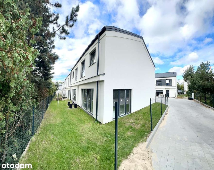 Gotowy dom w Warszawie z ogrodem, garażem oraz poddaszem bez PCC