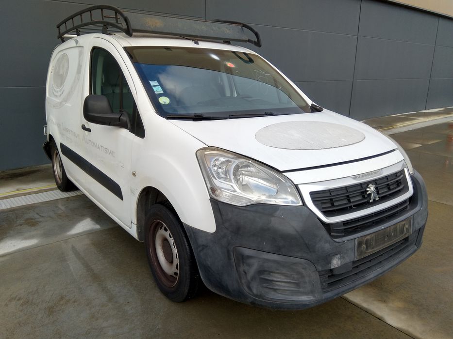 Frente Completa - PEUGEOT PARTNER Caixa/monovolume