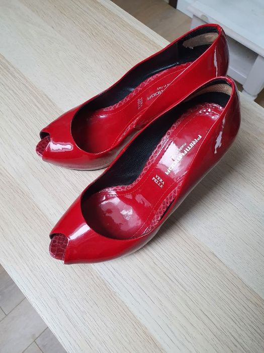 Szpilki Prima Moda r. 38 czerwone skóra !!!