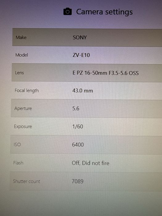 Sony ZV-E10 + Lente 16-50mm f/3.5-5.6