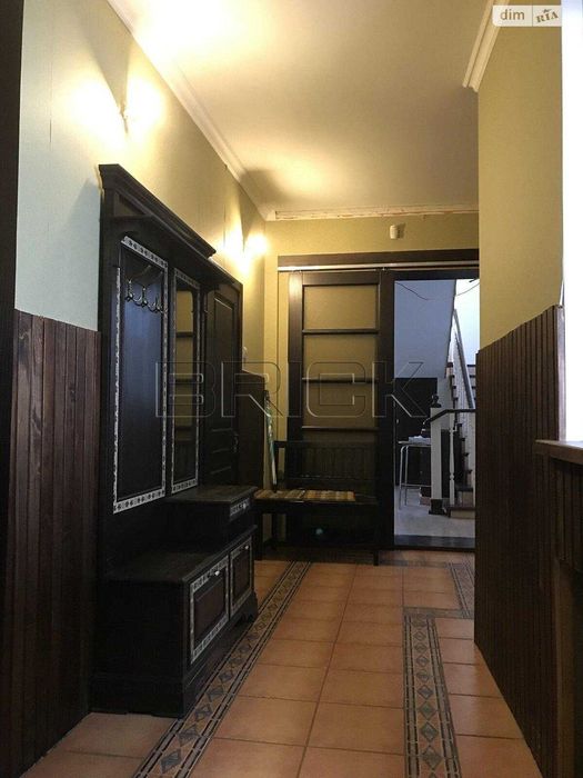 Продам 3х поверховий будинок 408м2 Київ Добрий шлях 63 Голосіївський район