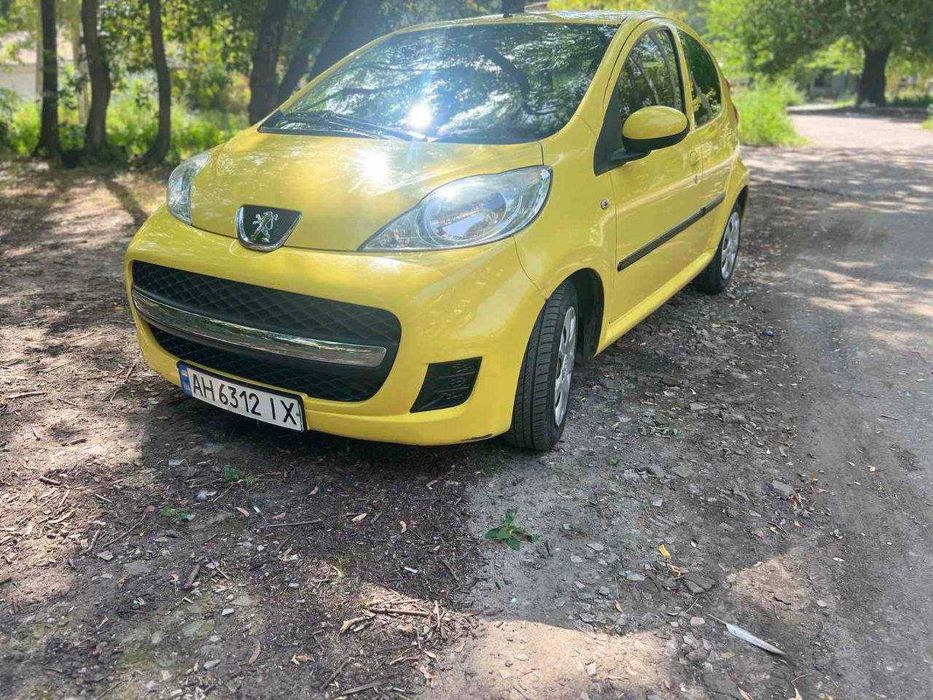Продається  PEUGEOT 107 недорогий, економічний та надійний автомобіль