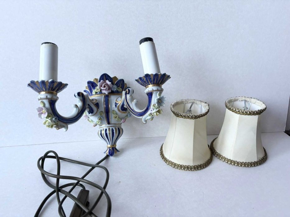 Piękny porcelanowy kinkiet Capodimonte?