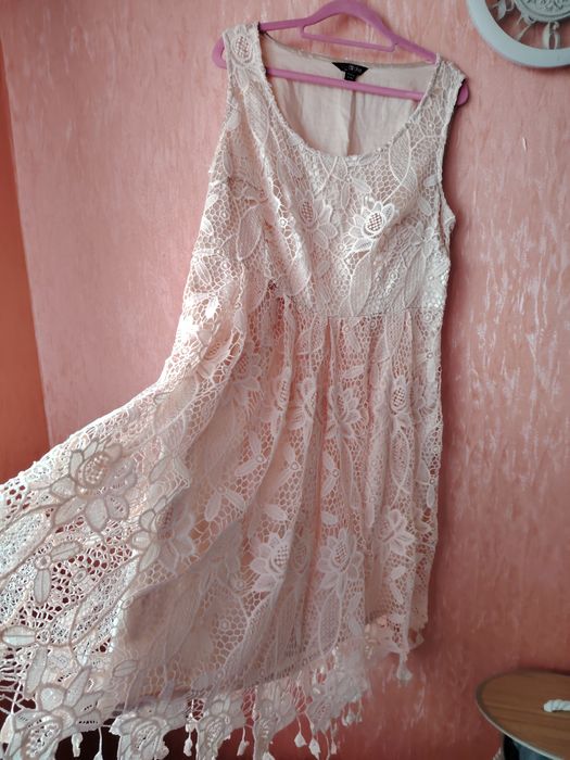Платье миди кружево вышитое нежно персиковое XL XL-XXL