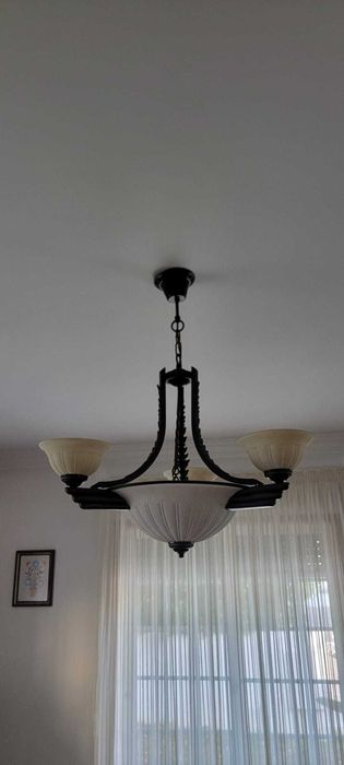 Candeeiros de Tecto Estilo Clássico em Ferro Forjado e Vidro Fosco