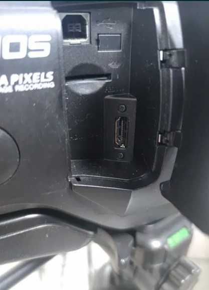 Відео камера професійна Sony HVR-HD1000E