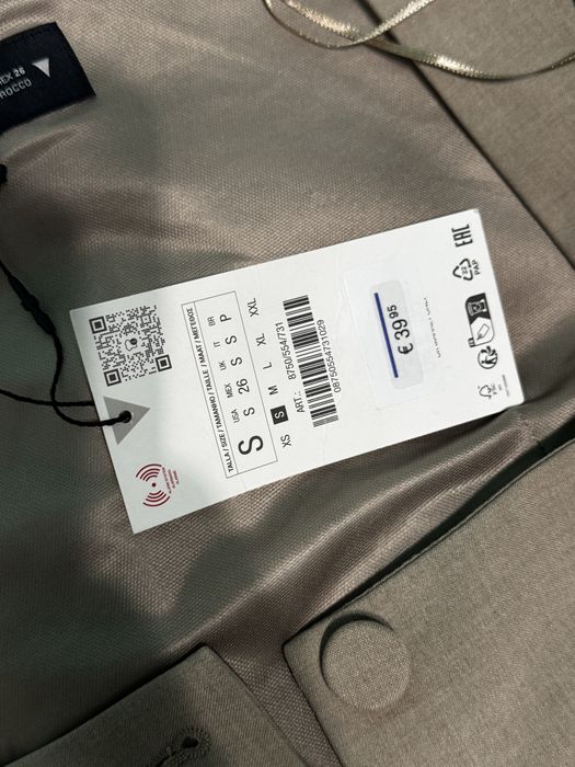 Топ zara з квадратним вирізом розмір С