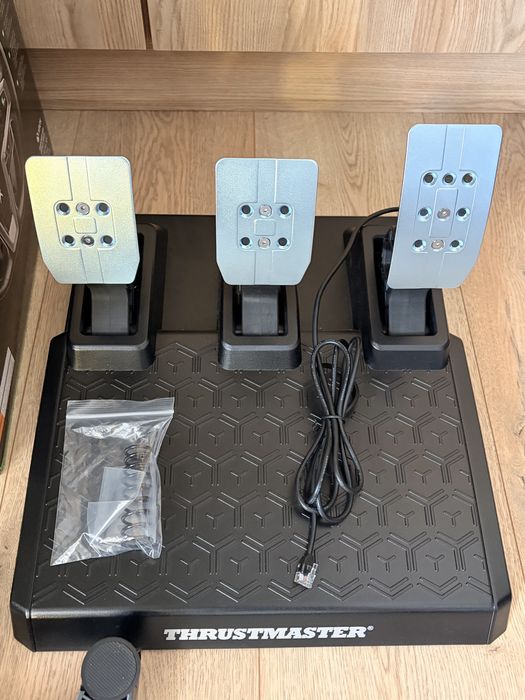 Kierownica thrustmaster t248x